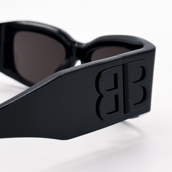 NEW BALENCIAGA BB0360S 001 SUNGLASSES BLACK WOMEN EYEWEAR